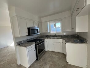 2700 Hemlock Ave in Morro Bay, CA - Building Photo - Building Photo