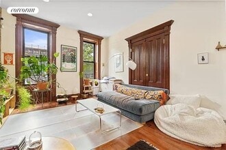 469 Evergreen Ave in Brooklyn, NY - Building Photo - Building Photo