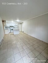 915 Campbell Ave in Windsor, ON - Building Photo