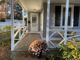 36 Walnut St, Unit Furnished 1 Bedroom in Northampton, MA - Building Photo