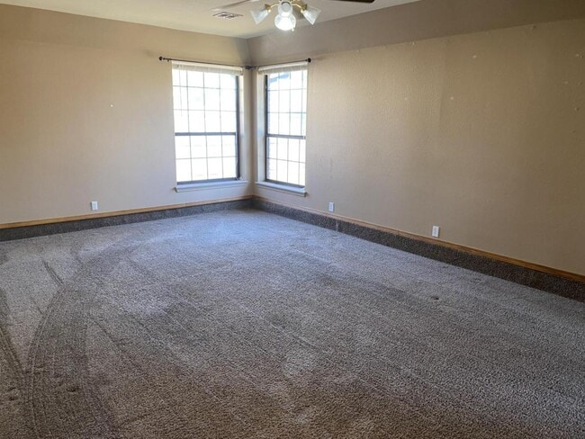 2320 S W Wolf Run Dr in Claremore, OK - Building Photo - Building Photo