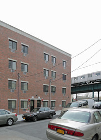 700 Bartholdi in Bronx, NY - Foto de edificio - Building Photo