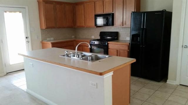 12116 Vienna Apple Rd in Fort Worth, TX - Building Photo - Building Photo