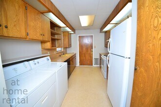 1501 S Madison Ave in Tulsa, OK - Building Photo - Building Photo