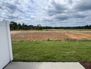 118 Florida St in Lillington, NC - Building Photo - Building Photo