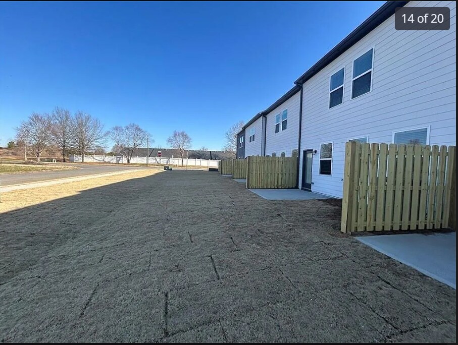 129 Lauren St in Adairsville, GA - Building Photo