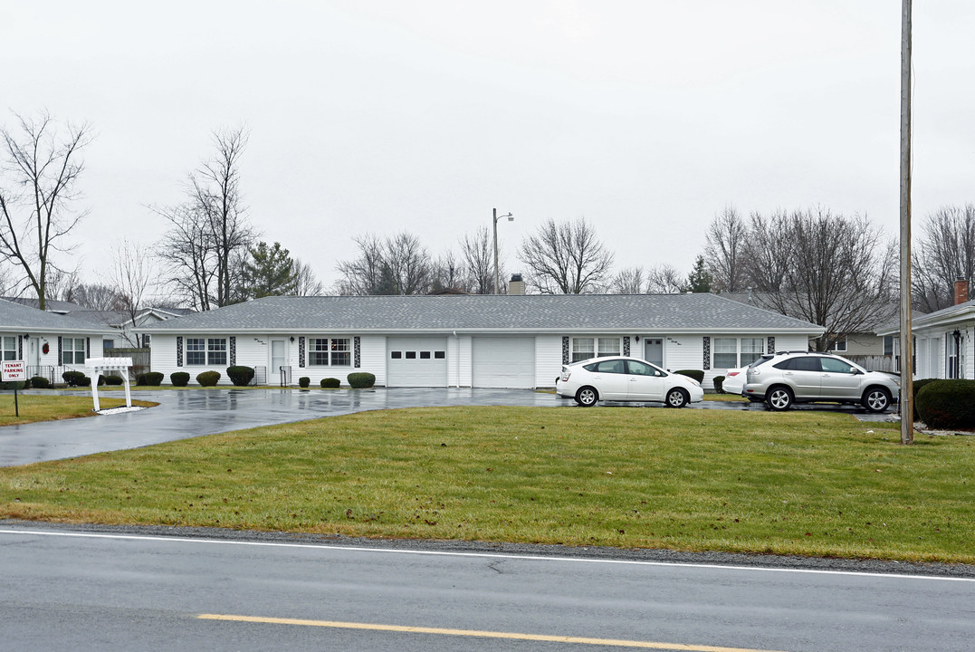 813 W Bigelow Ave in Findlay, OH - Building Photo