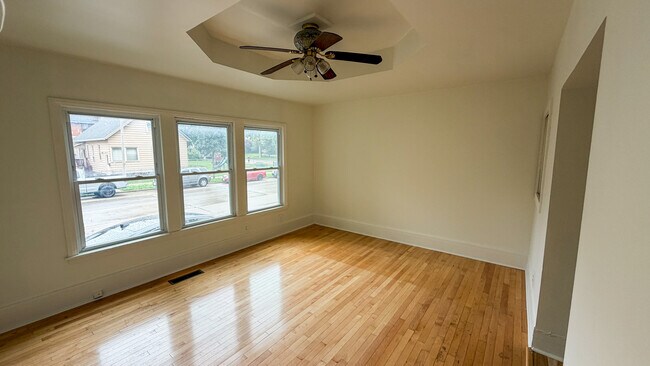 property at 413 W Mineral St