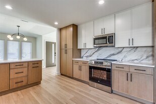 200 Trellis Pl in Richardson, TX - Building Photo