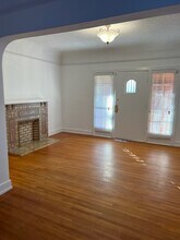 5512 S Mullen Ave in Los Angeles, CA - Building Photo - Building Photo