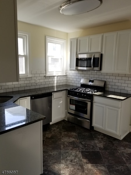 property at 11 Lewis St