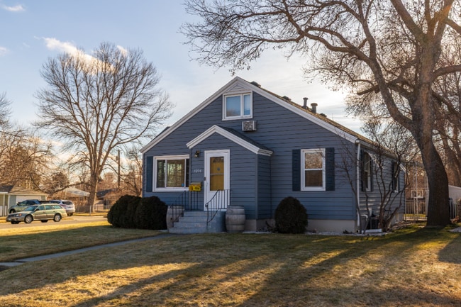 1204 Avenue E in Billings, MT - Foto de edificio - Building Photo