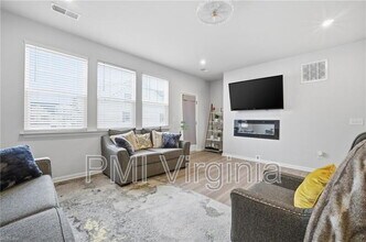 405 Asuza St in Chesapeake, VA - Building Photo - Building Photo