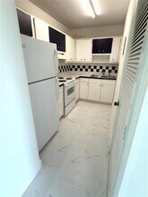 720 Orton Ave, Unit 304 in Fort Lauderdale, FL - Building Photo - Building Photo