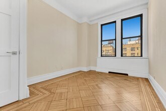 220 W 98th St, Unit 8L in New York, NY - Building Photo - Building Photo