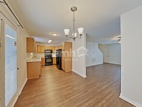 4864 Ark Ln in Murfreesboro, TN - Foto de edificio - Building Photo