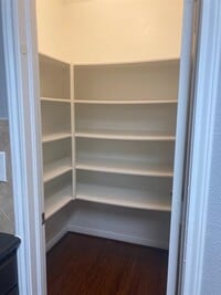 377 E Adoue St photo'