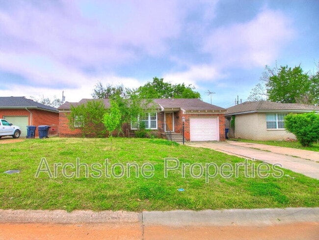 property at 1614 SW 41st St