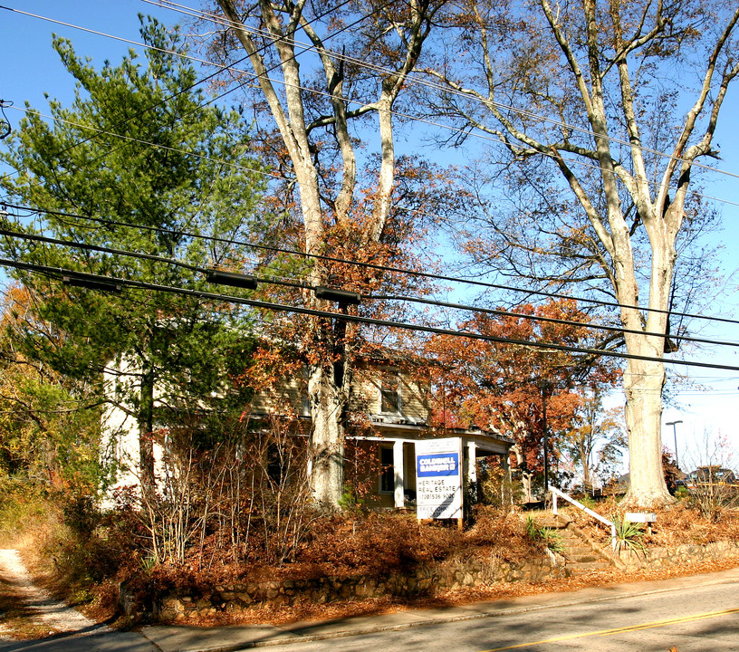 520 Washington St NW in Gainesville, GA - Building Photo