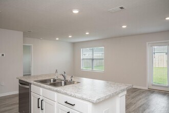4416 Winged Elm Ct in Pace, FL - Building Photo - Building Photo
