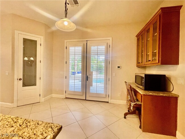 property at 331 W Sherwood Dr