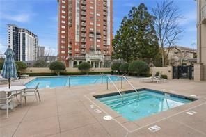 3475 Oak Valley Rd NE in Atlanta, GA - Foto de edificio - Building Photo