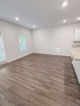 1302 Leeway Dr in Pensacola, FL - Building Photo - Building Photo