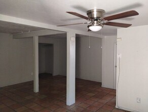 1114 Pine St in Bakersfield, CA - Building Photo - Building Photo