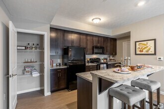 Victoria Manor in Columbus, OH - Building Photo - Floor Plan