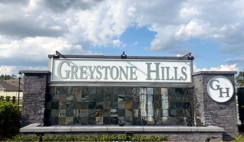 8707 SW 49th Cir in Ocala, FL - Foto de edificio