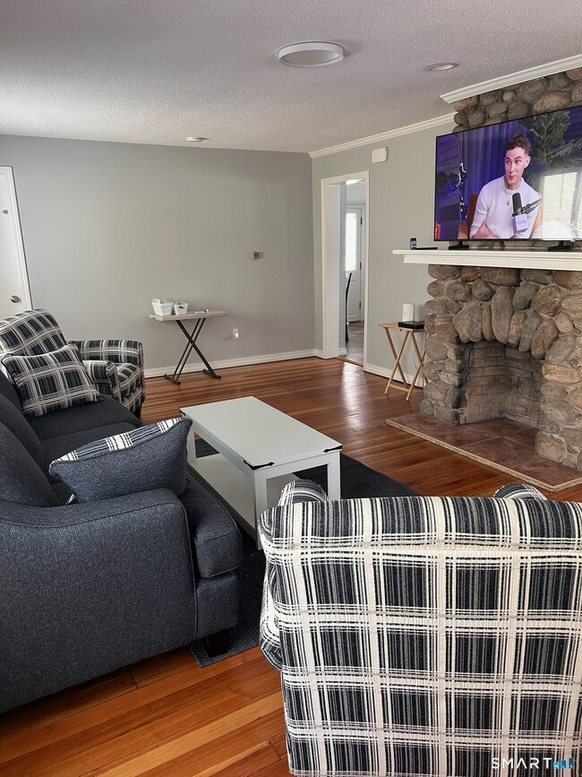 22 Indianola Rd in East Lyme, CT - Building Photo - Building Photo