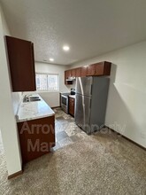 203 E Arbor Ave in Bismarck, ND - Building Photo - Building Photo