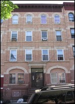 455 42nd St Apartments