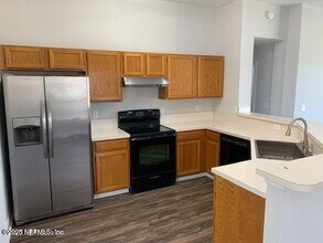 1758 Chandelier Cir E in Jacksonville, FL - Building Photo - Building Photo
