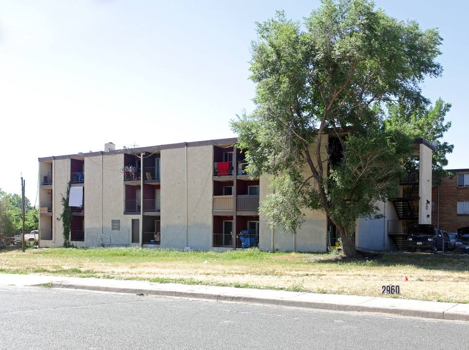 CQ Apartments in Denver, CO - Foto de edificio