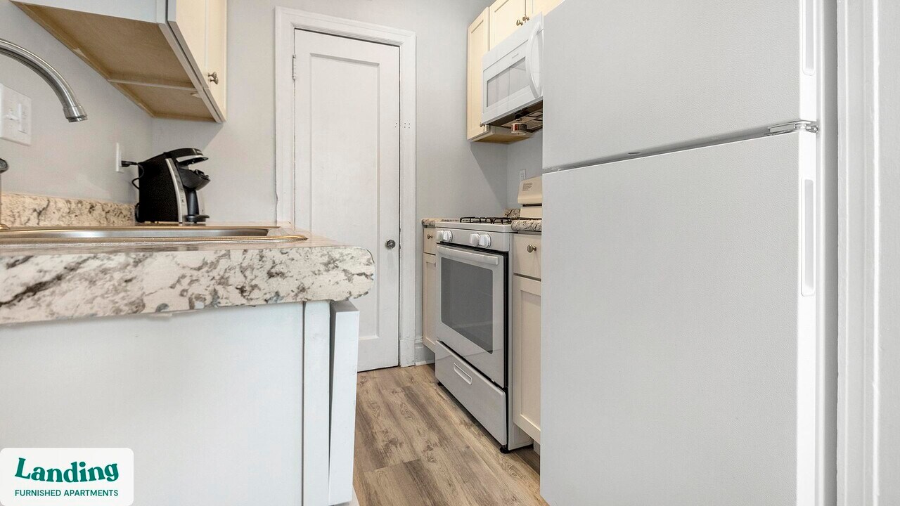 275 Union Blvd in St. Louis, MO - Building Photo