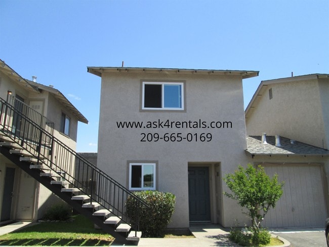 property at 200 Northwoods Ave