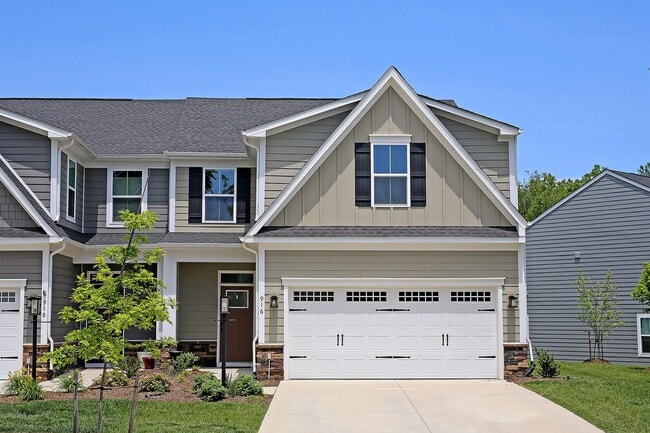 property at 916 Marsac St