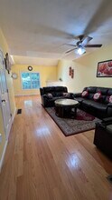 10 Minuteman Ln in Westford, MA - Building Photo - Building Photo