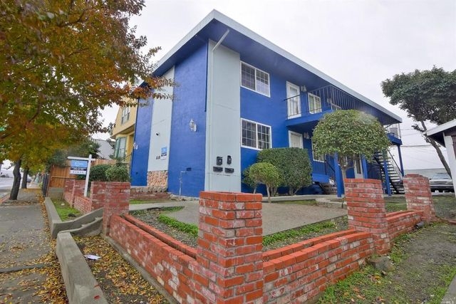 229 Tennessee St in Vallejo, CA - Building Photo