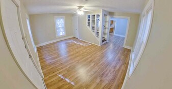 1318 Houston St in Manhattan, KS - Building Photo