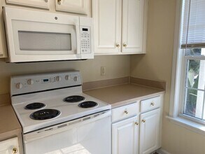 4609D McClelland Dr in Wilmington, NC - Building Photo - Building Photo