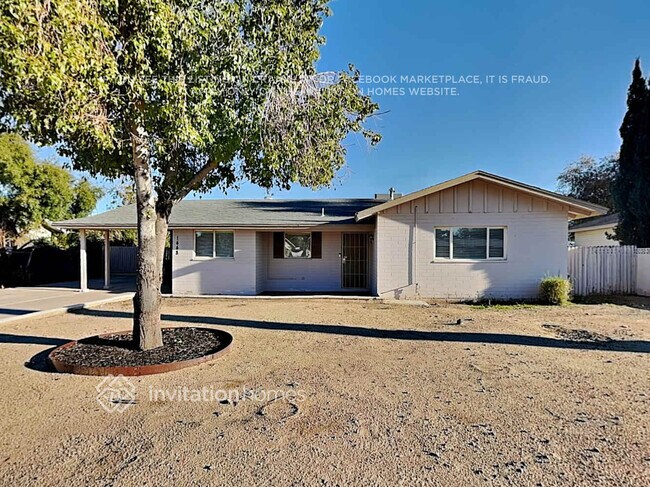 property at 1448 E 2nd St