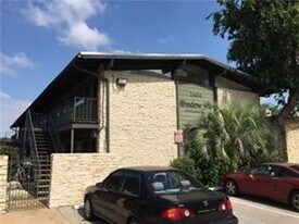 2404 Longview St in Austin, TX - Building Photo