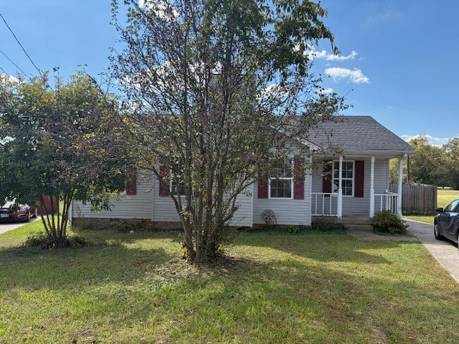 property at 707 Rugby Ct