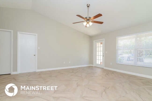 property at 2780 W Price Blvd