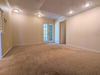 1852 Crystal Forest Dr photo'