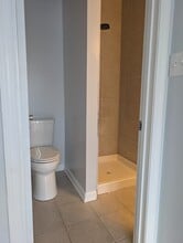 1109 Holmespun Dr in Pasadena, MD - Building Photo - Building Photo