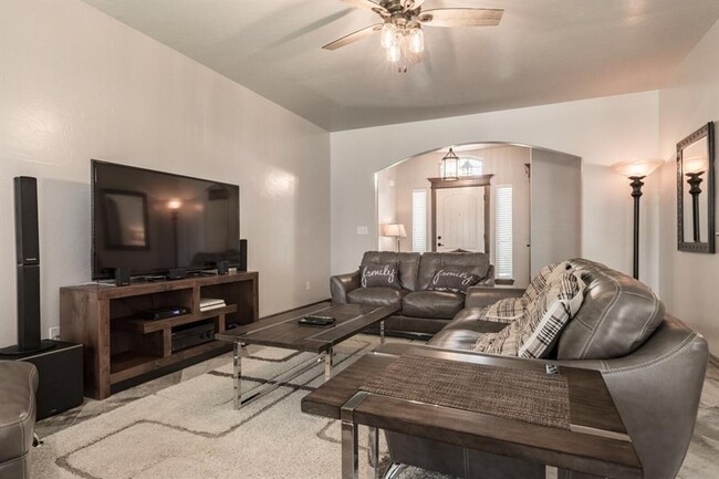17317 Triana Dr in Oklahoma City, OK - Building Photo - Building Photo