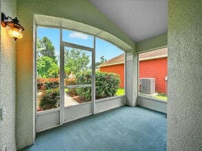 1920 Wiregrass Ct in Orlando, FL - Building Photo - Building Photo